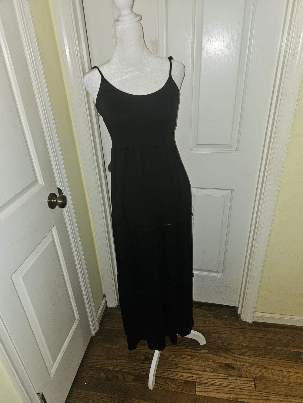 Pink Rose Black Spaghetti-Strap Maxi Dress